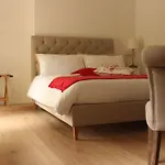 Essentia Oda ve Kahvaltı Faggeto Lario
