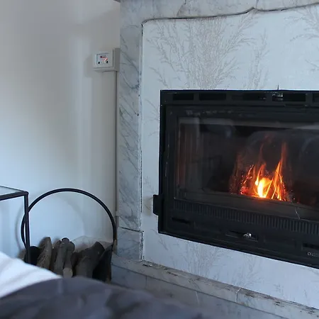 Bed & Breakfast Essentia Faggeto Lario