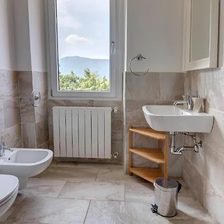 Essentia Bed & Breakfast Faggeto Lario