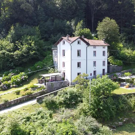 Essentia Bed & Breakfast *