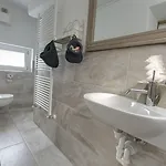 Essentia Bed & Breakfast Faggeto Lario
