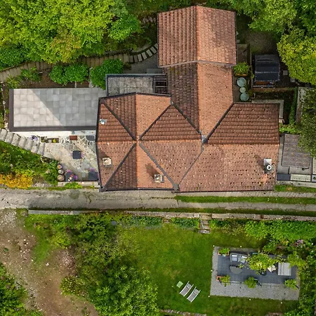 Essentia Nocleg ze śniadaniem