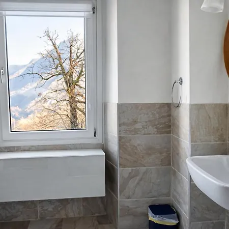 Essentia Nocleg ze śniadaniem Faggeto Lario