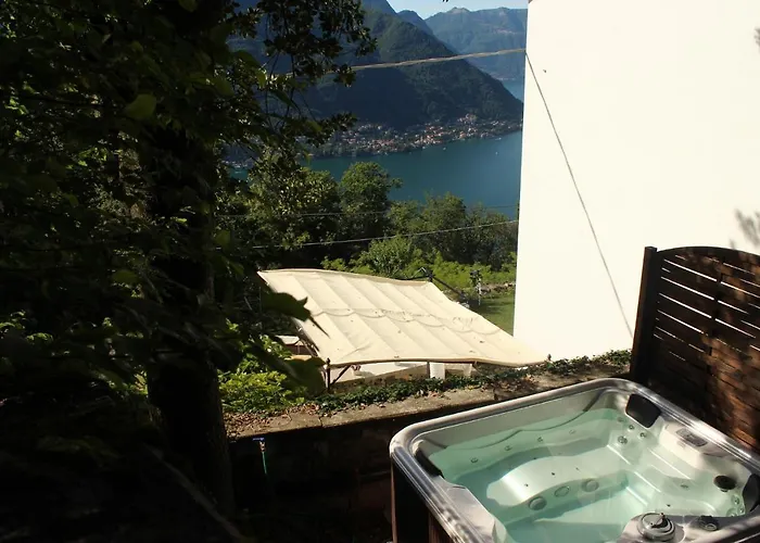 Essentia Nocleg ze śniadaniem 5*